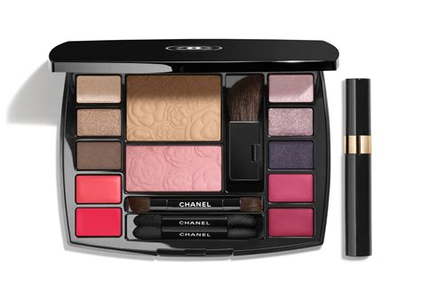 travel size chanel makeup|best travel makeup palette.